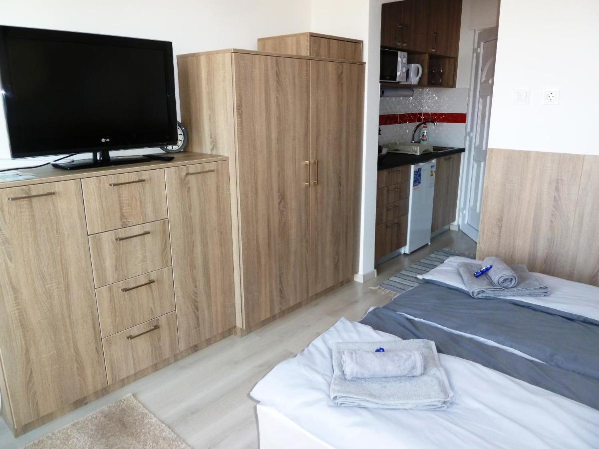 Sunrise Apartman Siófok Eksteriør billede