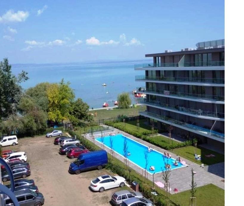 Sunrise Apartman Siófok Eksteriør billede